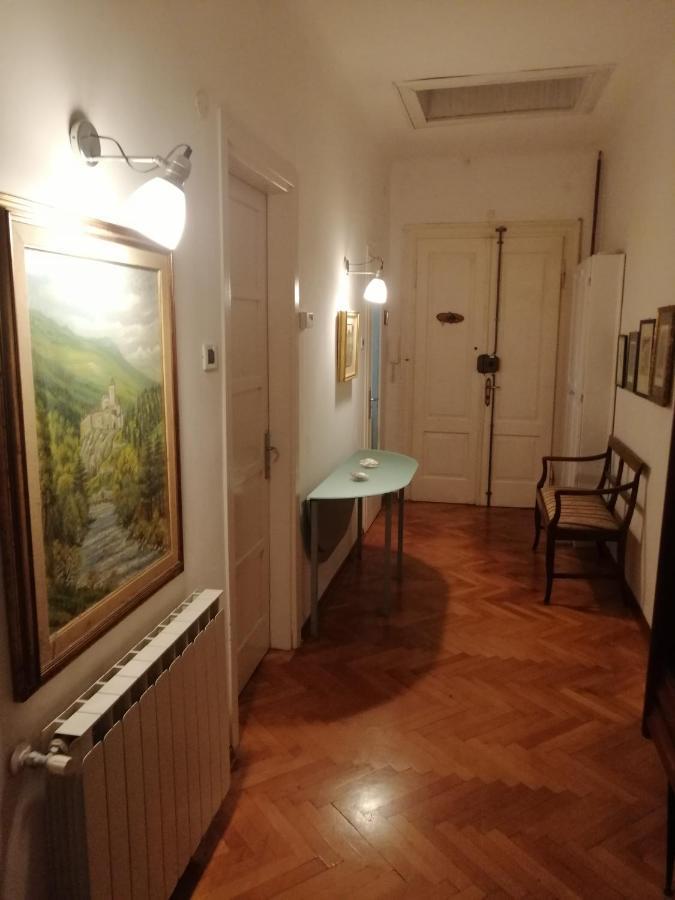 Apartment Kandler - Spacious And Confortable Триест Екстериор снимка